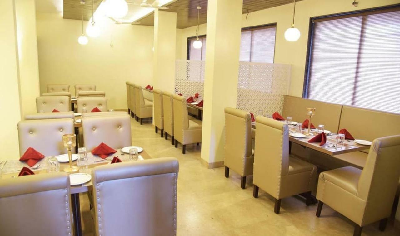 Hotel Alankar Aurangabad  Ngoại thất bức ảnh